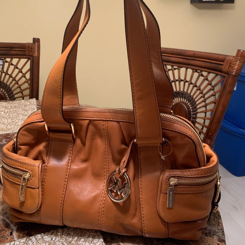 Michael kors satchel bag
